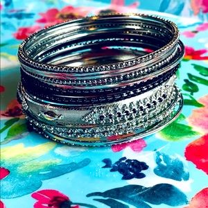 PLUS SIZE bangle set